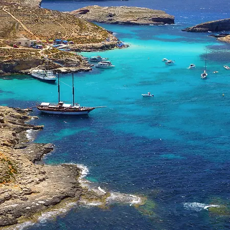 아파트 Blue Harbour 5 - 2 Bedroom Seafront Penthouse With Stunning Seaviews - By Getawaysmalta