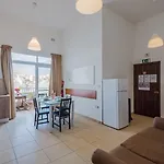 Lejlighed Blue Harbour 5 - 2 Bedroom Seafront Penthouse With Stunning Seaviews - By Getawaysmalta *