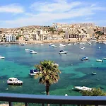 Blue Harbour 5 - 2 Bedroom Seafront Penthouse With Stunning Seaviews - By Getawaysmalta Apartmán *