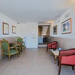 Blue Harbour 5 - 2 Bedroom Seafront Penthouse With Stunning Seaviews - By Getawaysmalta *