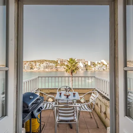 Apartment Blue Harbour 2 Bedroom Seafront With Stunning Seaviews - By Getawaysmalta St. Paul's Bay