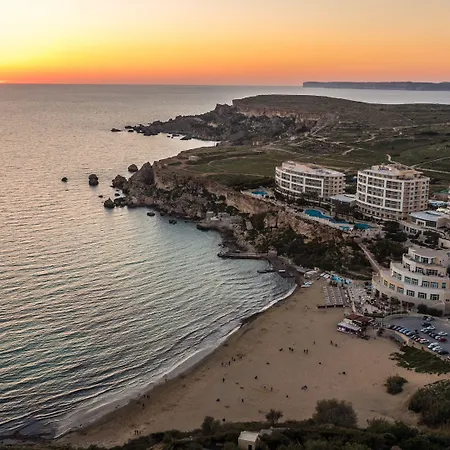 Blue Harbour 5 - Seafront Penthouse With Stunning Seaviews - By Getawaysmalta