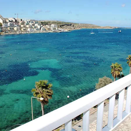 Апартаменты Blue Harbour 5 - Seafront Penthouse With Stunning Seaviews - By Getawaysmalta