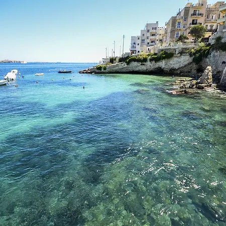 Blue Harbour 5 - 2 Bedroom Seafront Penthouse With Stunning Seaviews - By Getawaysmalta St. Paul's Bay