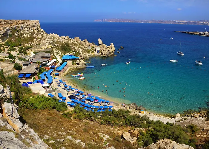 Blue Harbour 5 - 2 Bedroom Seafront Penthouse With Stunning Seaviews - By Getawaysmalta *