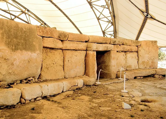 Blue Harbour 5 - 2 Bedroom Seafront Penthouse With Stunning Seaviews - By Getawaysmalta Appartement *