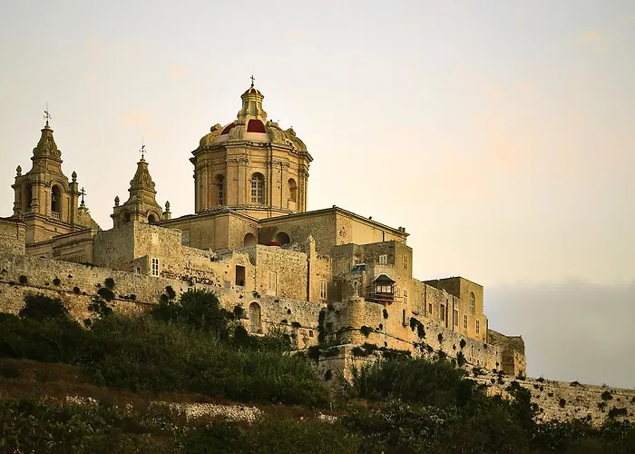 Blue Harbour 5 - 2 Bedroom Seafront Penthouse With Stunning Seaviews - By Getawaysmalta Apartment St. Paul's Bay