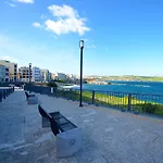 Blue Harbour 5 - 2 Bedroom Seafront Penthouse With Stunning Seaviews - By Getawaysmalta Apartment